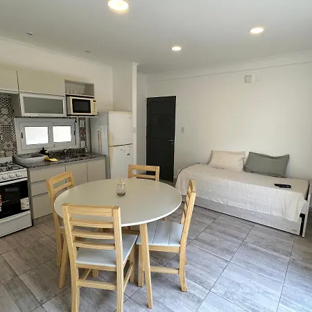 Excelente Departamento Con Patio Apartment Salta Exterior photo