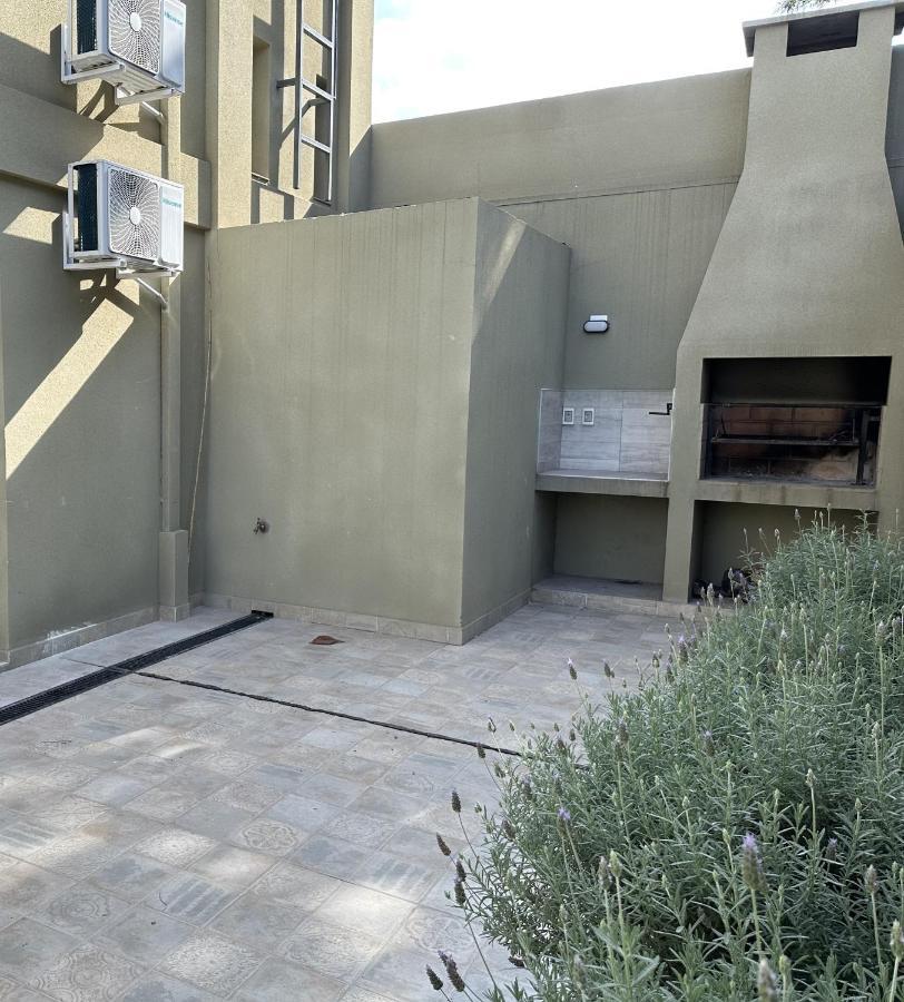 Excelente Departamento Con Patio * Salta