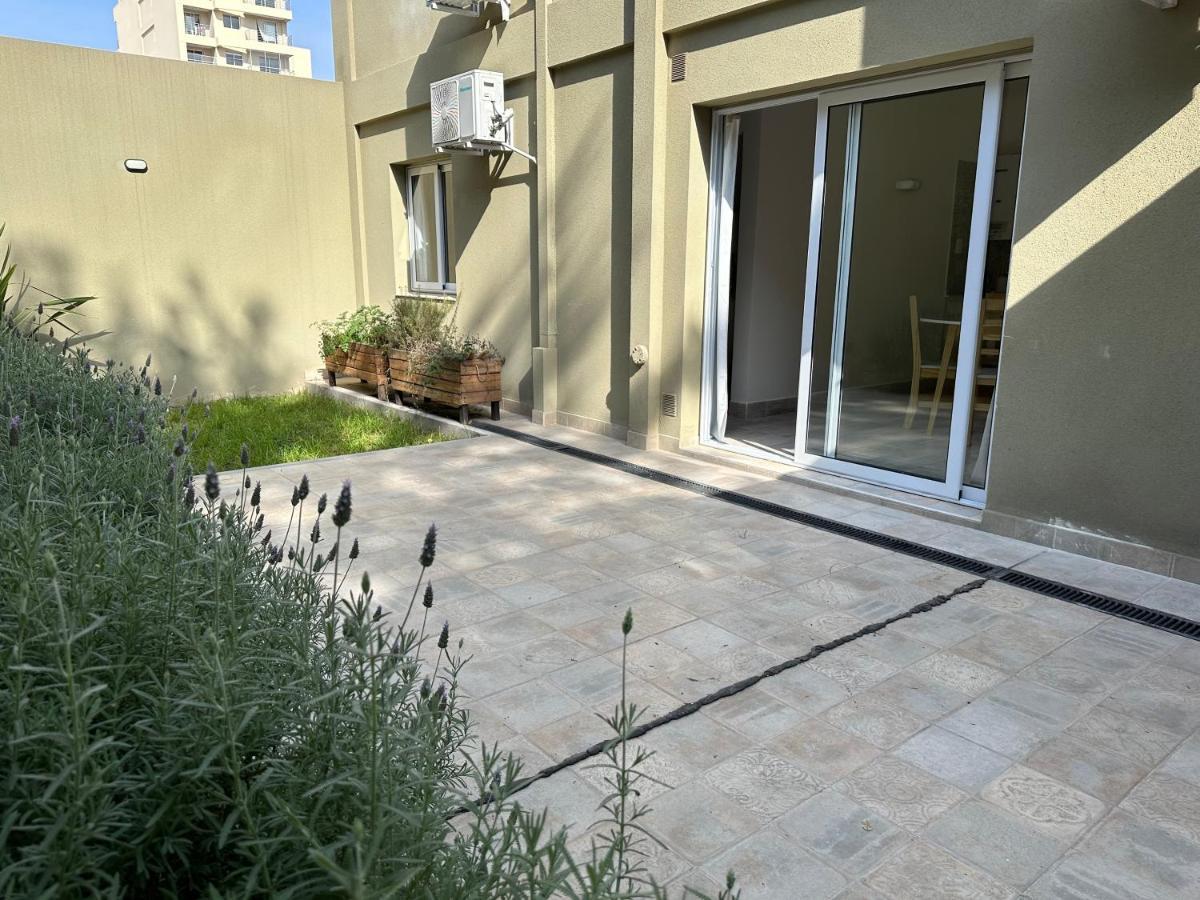 Excelente Departamento Con Patio Salta