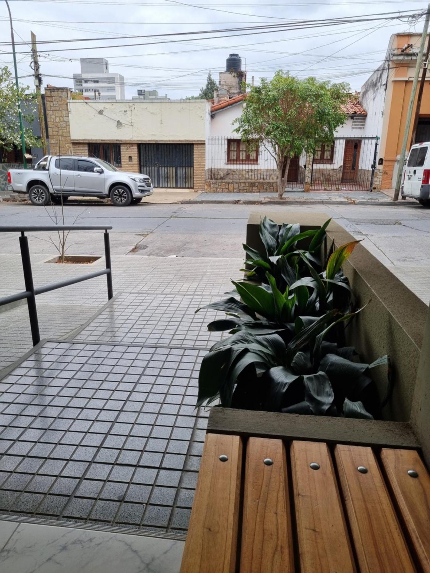 Excelente Departamento Con Patio