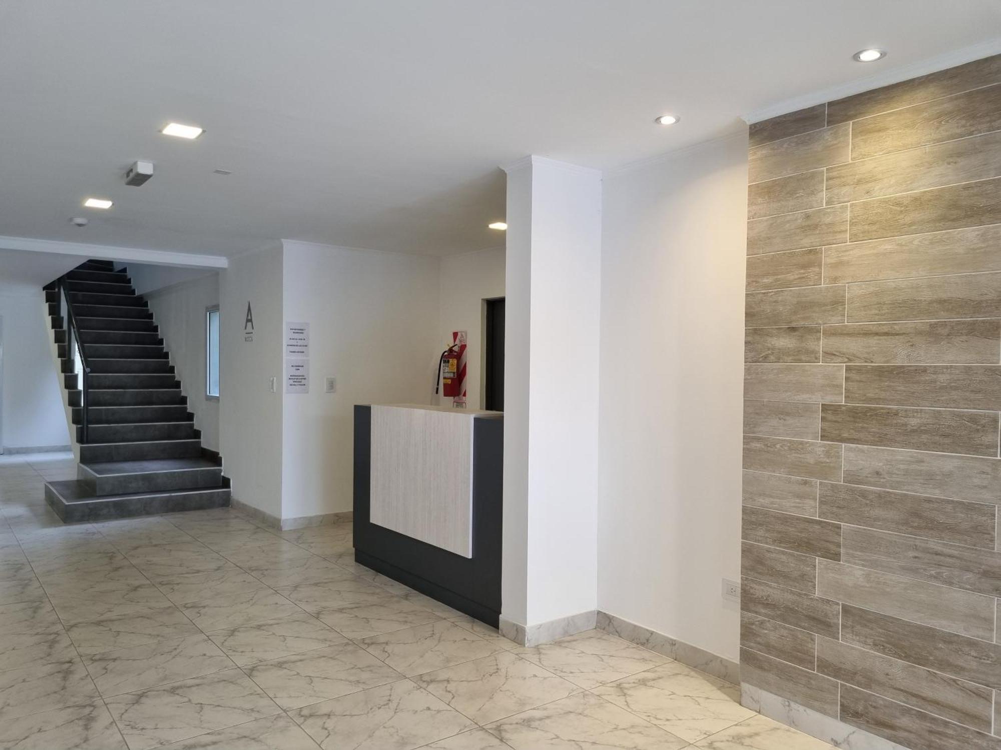 Excelente Departamento Con Patio
